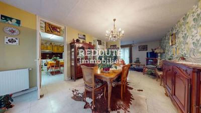 Propriété - 102 m²