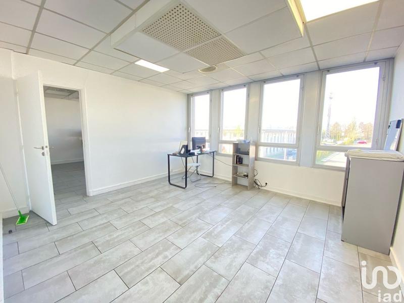Bureau - 600 m²