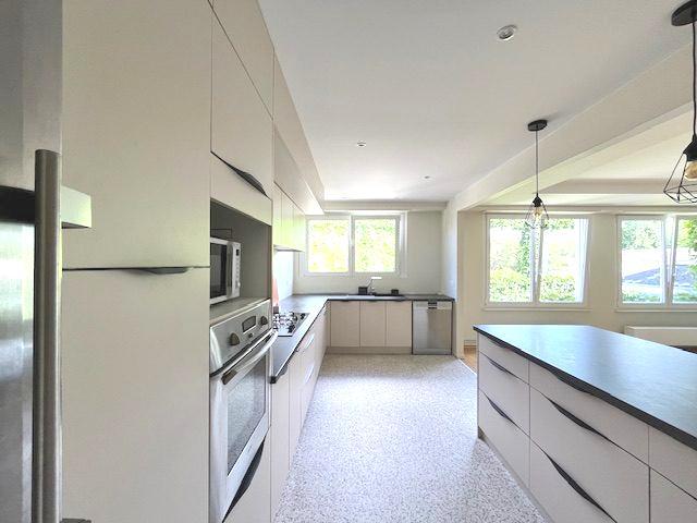 Immeuble - 213 m² - 8 pièces