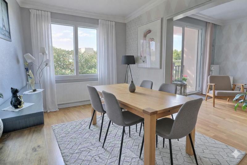 Appartement - 103 m² - 5 pièces