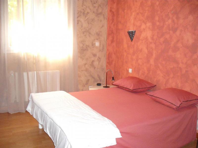 Maison - 440 m² - 16 pièces