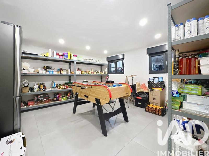 Maison - 282 m² - 12 pièces