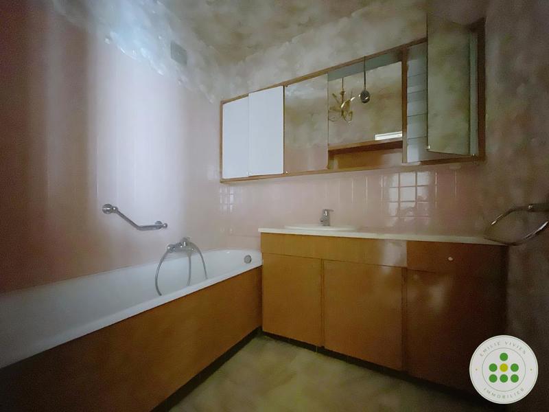 Appartement - 81 m² - 4 pièces