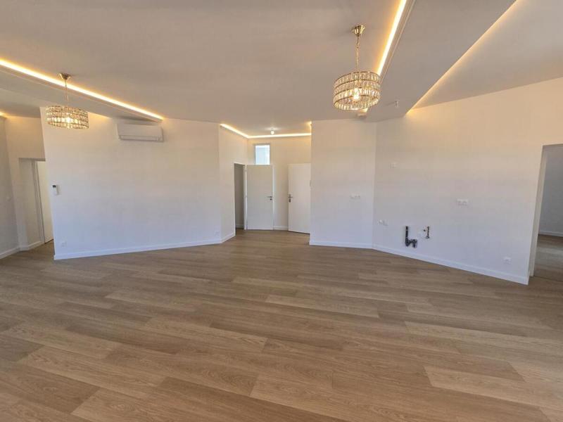 Appartement - 106 m² - 4 pièces