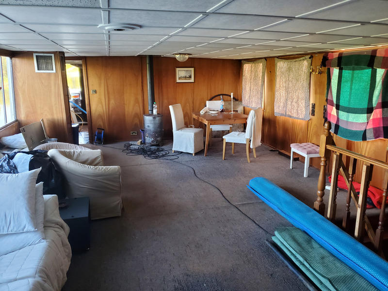 Péniche - 172 m² - 7 pièces