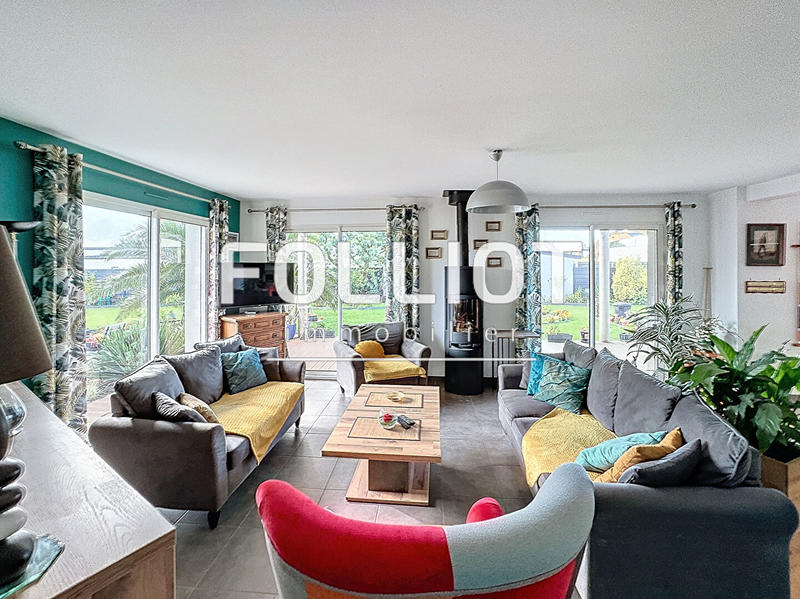 Maison - 146 m² - 6 pièces