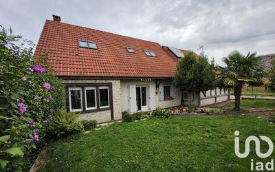 Maison - 233 m² - 9 pièces