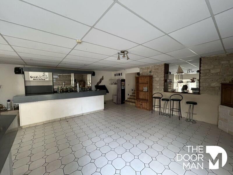 Local commercial - 640 m² - 22 pièces