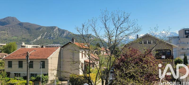 Appartement - 107 m² - 5 pièces