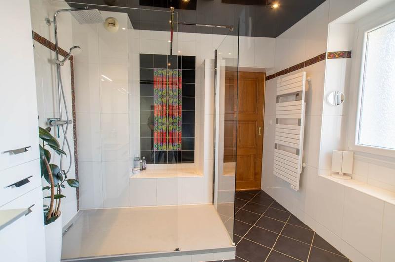 Propriété - 272 m² - 7 pièces