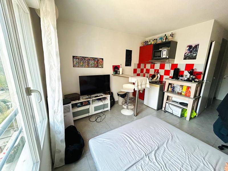 Studio - 21 m² - 1 pièce