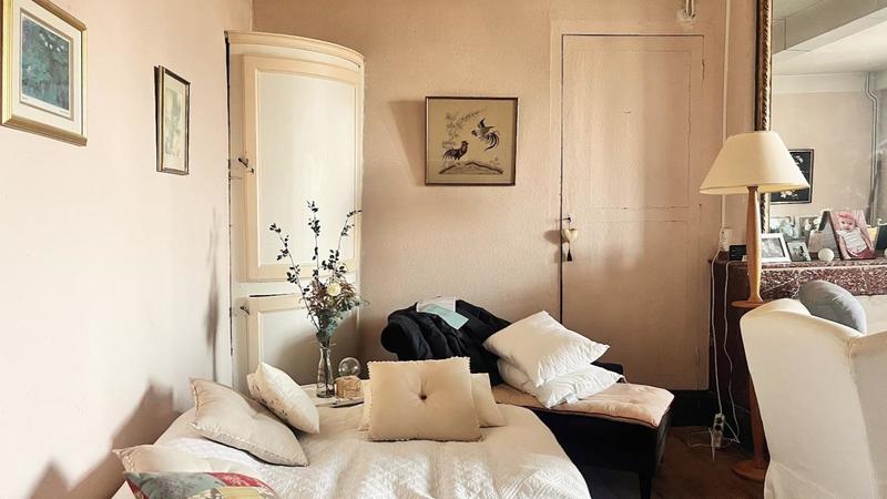 Maison de village - 320 m² - 8 pièces