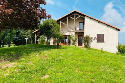 Maison - 150 m² - 7 pièces