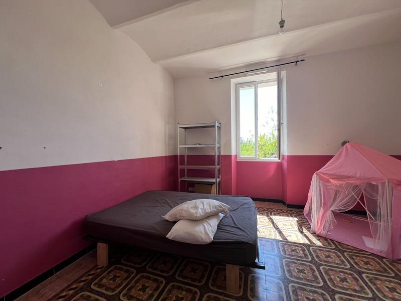 Maison - 181 m² - 7 pièces