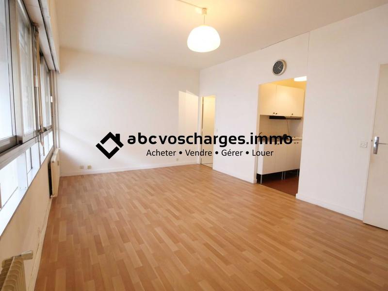 Studio - 32 m² - 1 pièce