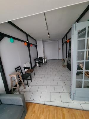 Local commercial - 100 m² - 2 pièces
