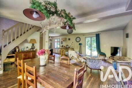 Maison - 113 m² - 7 pièces