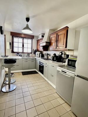 Maison traditionnelle - 106 m² - 5 pièces