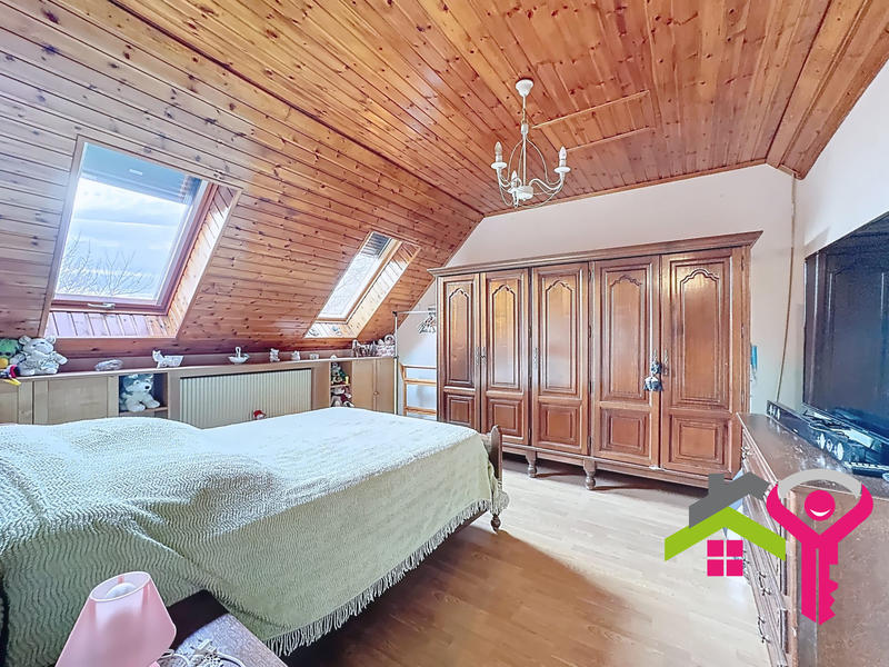 Maison - 150 m² - 8 pièces