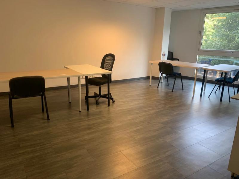 Bureau - 150 m² - 5 pièces