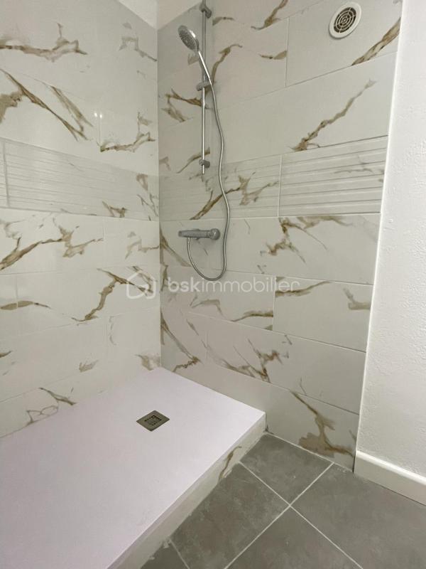 Immeuble - 167 m² - 8 pièces