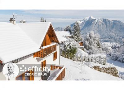 Maison - 229 m² - 7 pièces