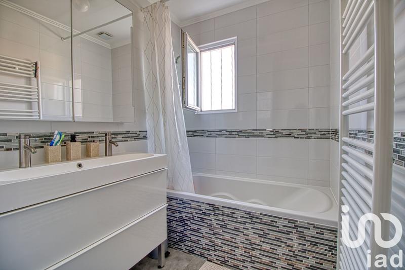 Maison - 88 m² - 5 pièces