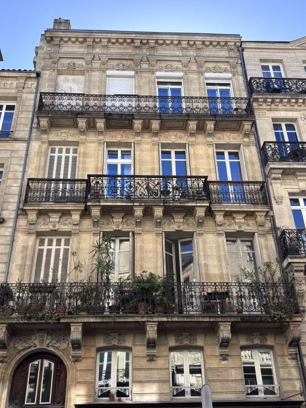 Appartement - 120 m² - 5 pièces