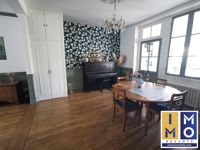 Maison - 170 m² - 7 pièces