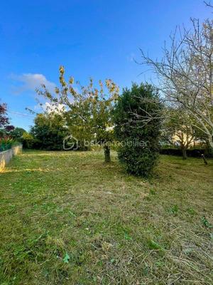 Terrain constructible - 567 m²