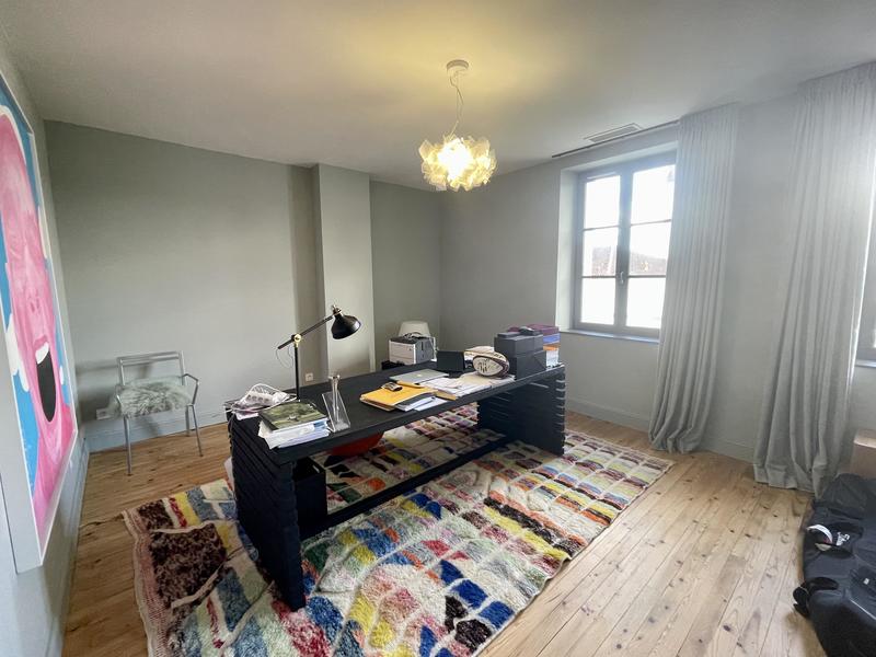 Maison de ville - 250 m² - 7 pièces