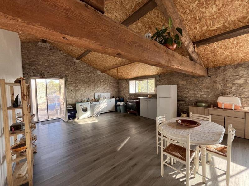 Maison - 146 m² - 3 pièces