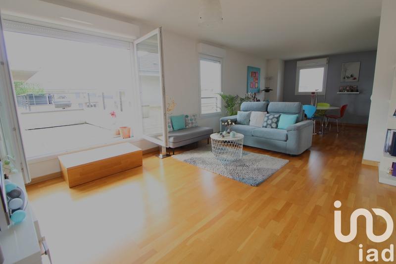 Appartement - 95 m² - 5 pièces