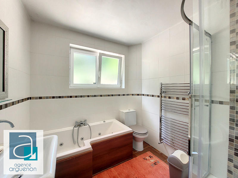 Maison - 129 m² - 8 pièces