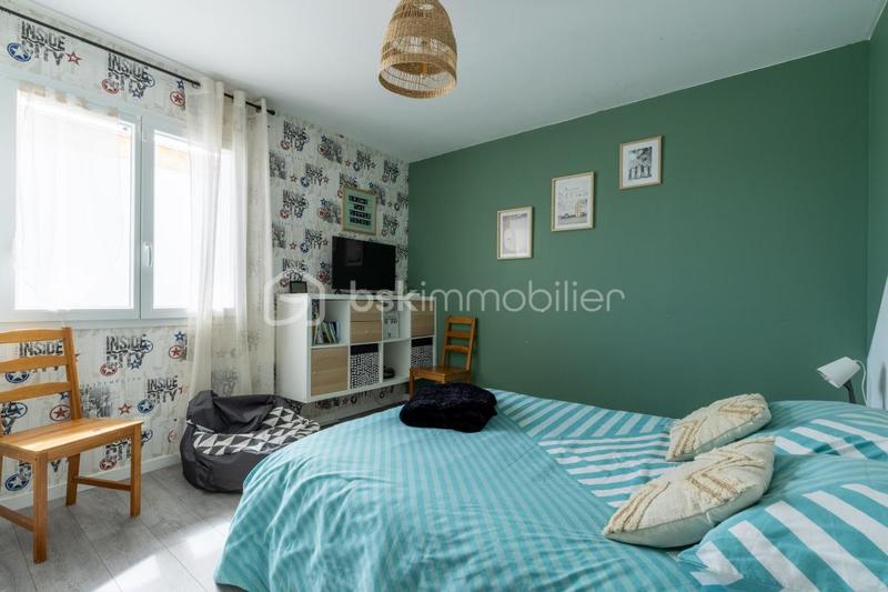 Maison - 181 m² - 7 pièces