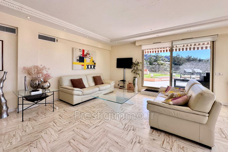 Appartement - 95 m² - 3 pièces