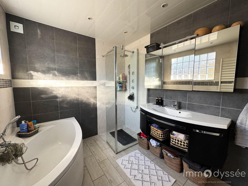 Maison - 113 m² - 5 pièces