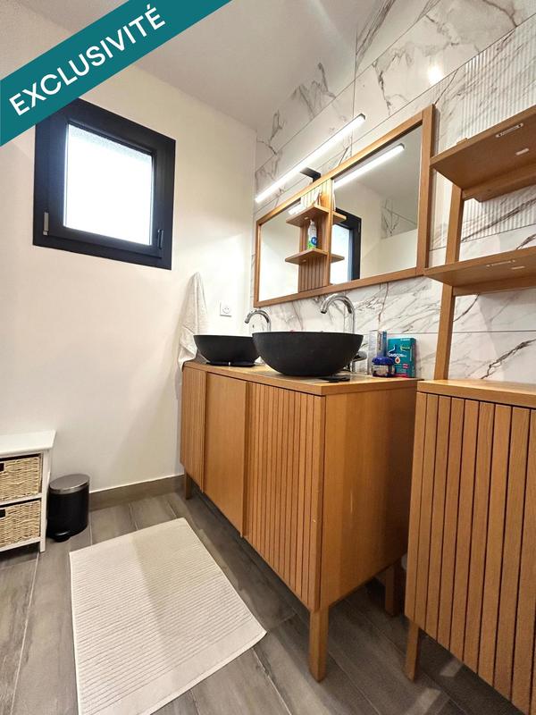 Maison - 127 m² - 5 pièces