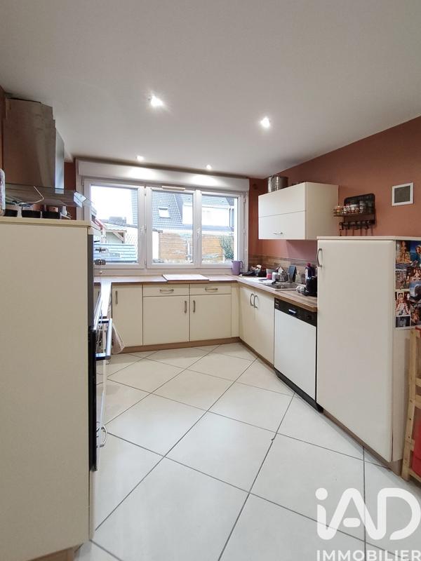 Maison - 95 m² - 7 pièces