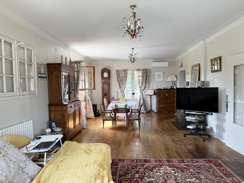 Villa - 144 m² - 5 pièces