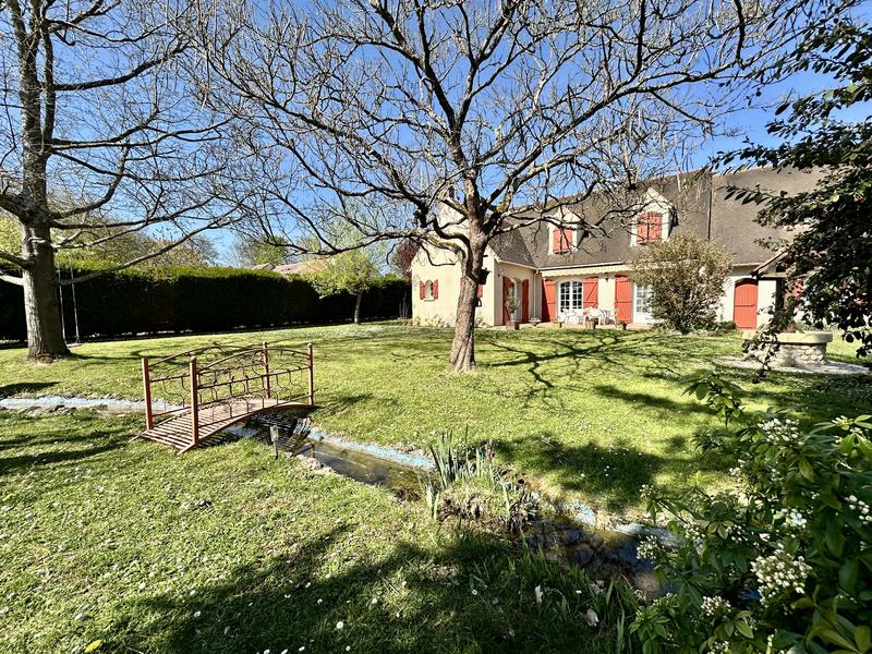 Maison - 172 m² - 7 pièces