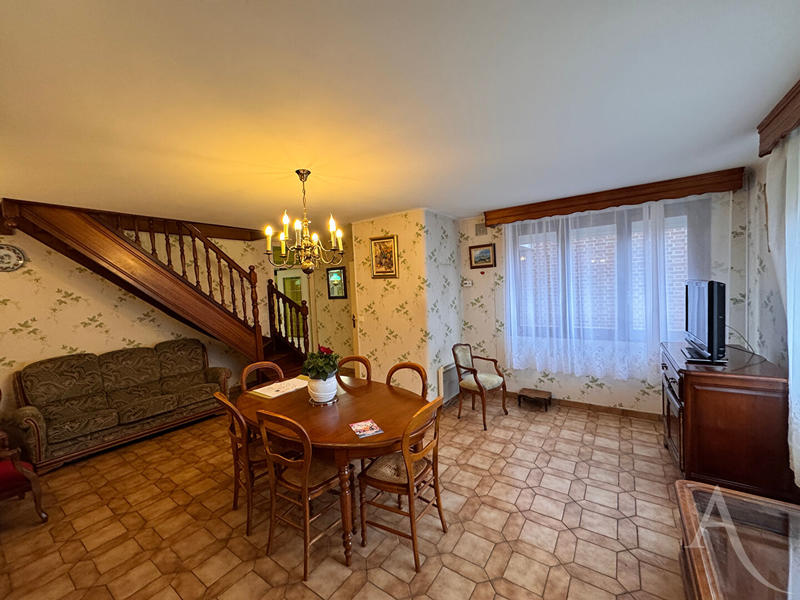 Maison - 100 m² - 5 pièces