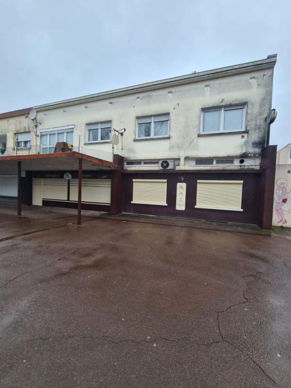 Immeuble - 340 m² - 9 pièces