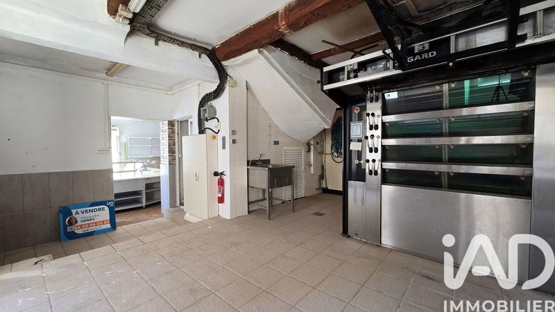 Maison - 219 m² - 6 pièces