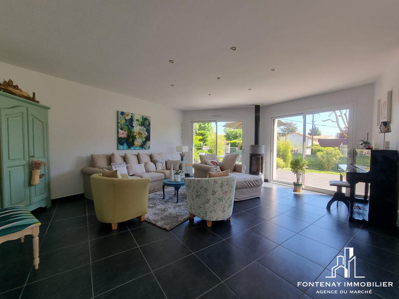 Maison contemporaine - 226 m² - 8 pièces