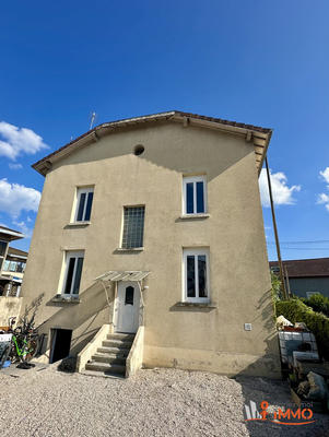 Maison - 151 m² - 7 pièces