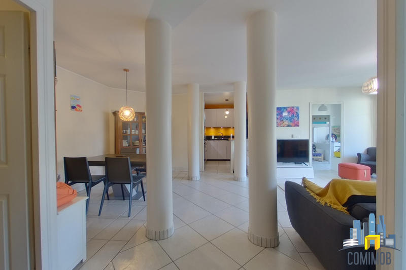 Appartement - 101 m² - 5 pièces