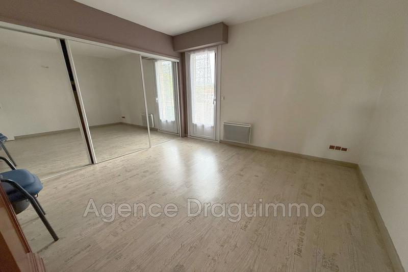 Appartement - 98 m² - 5 pièces