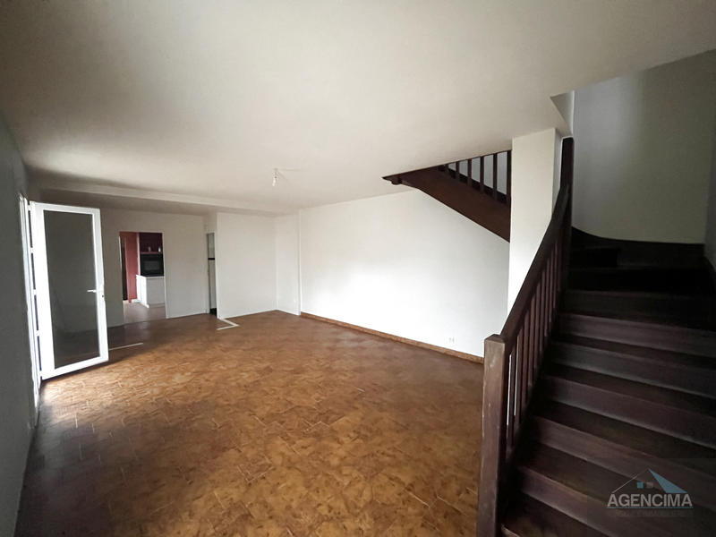 Maison - 120 m² - 6 pièces