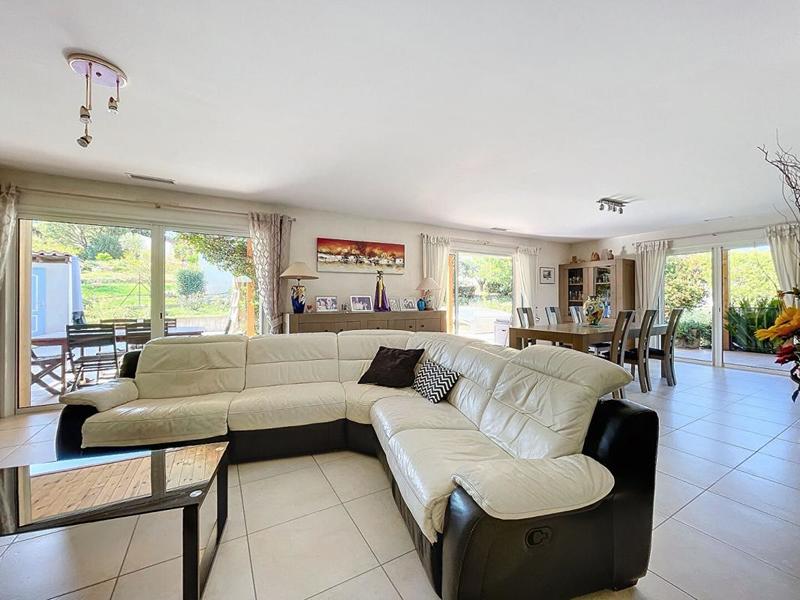 Maison - 140 m² - 6 pièces